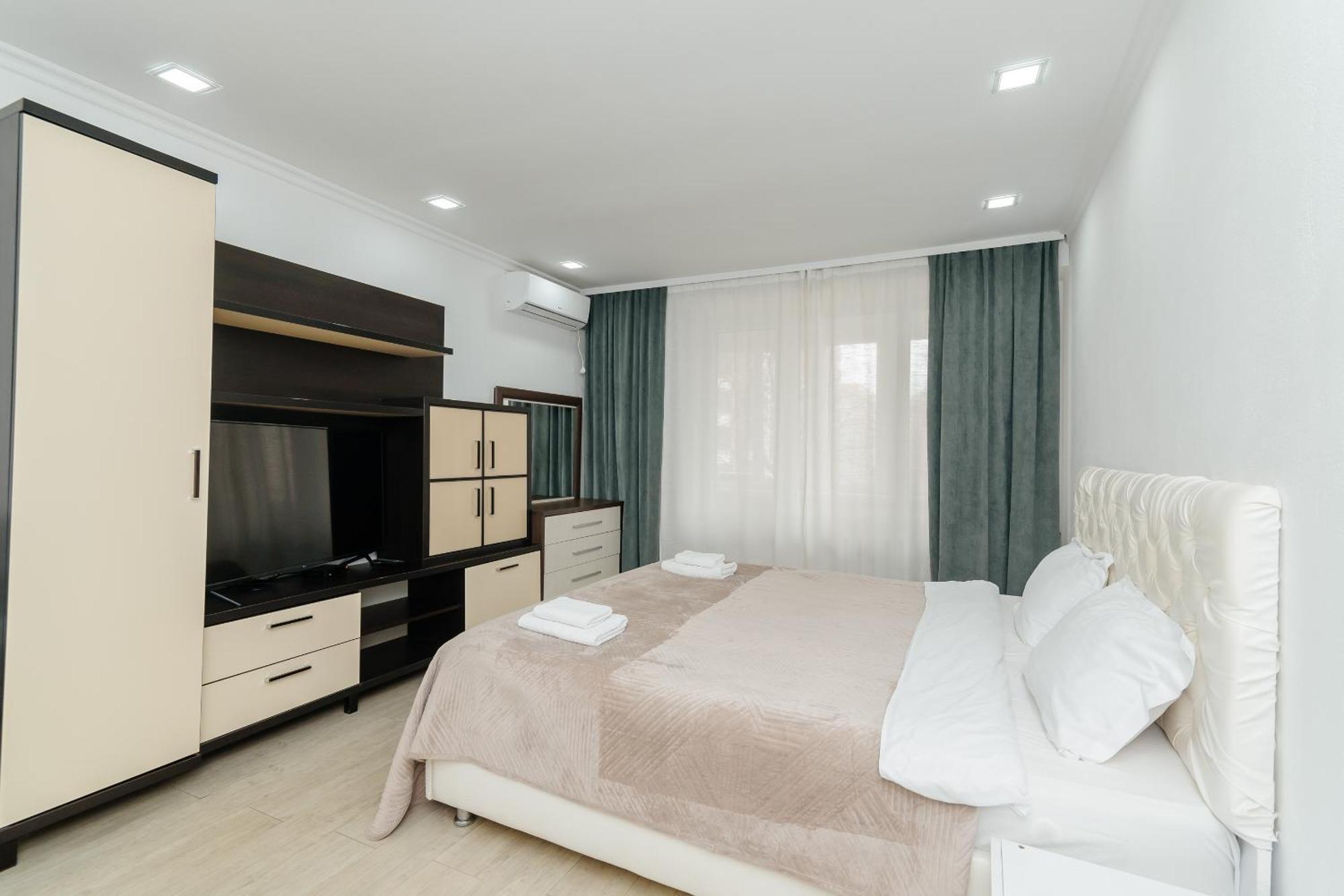 Ultra Centr Chisinau Luxrent Appartement Buitenkant foto