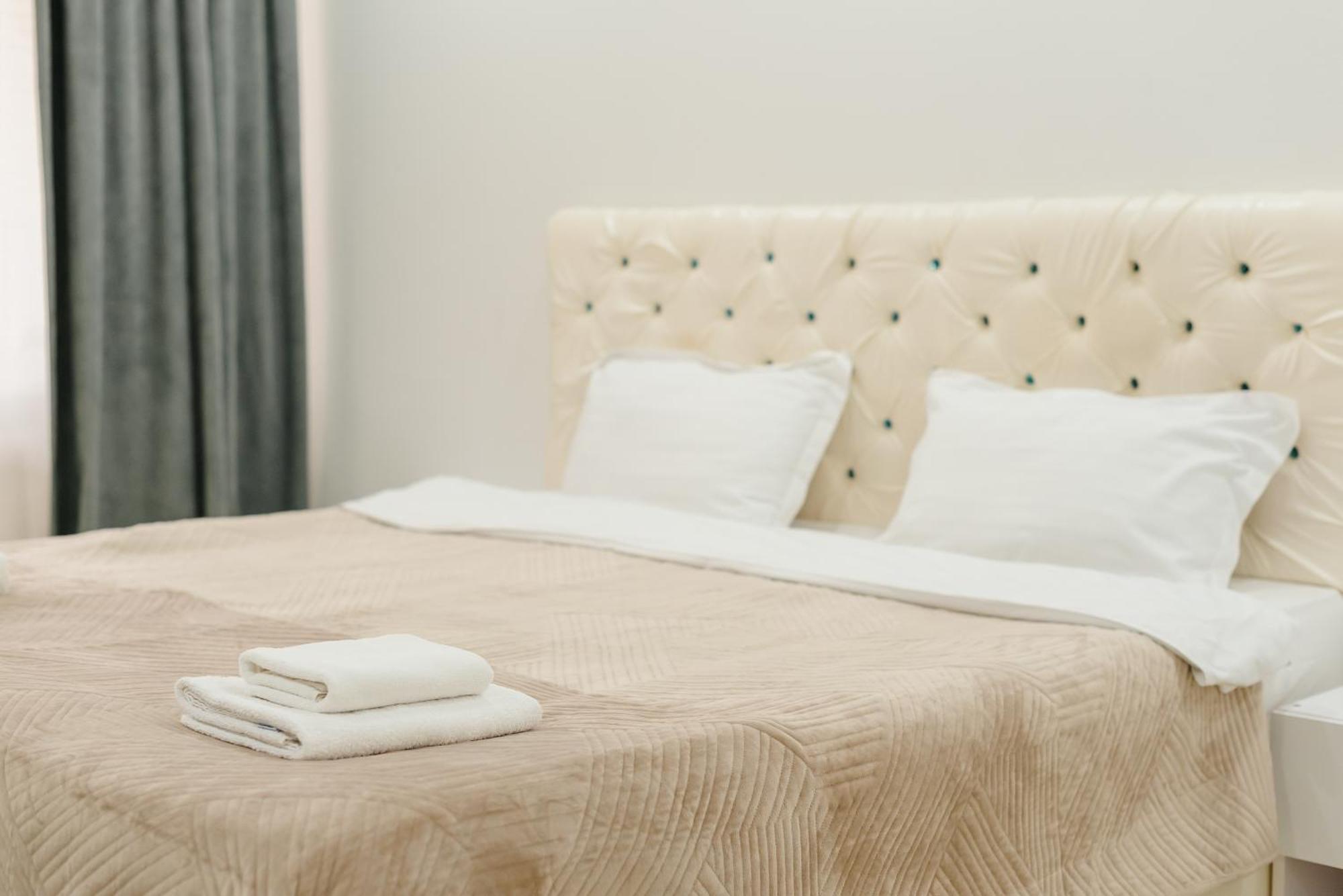Ultra Centr Chisinau Luxrent Appartement Buitenkant foto